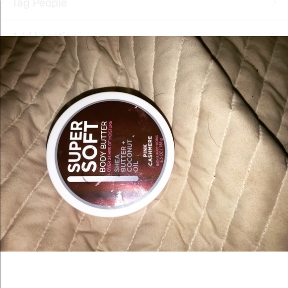 Bath and body lotion bundle - Picture 2 of 4